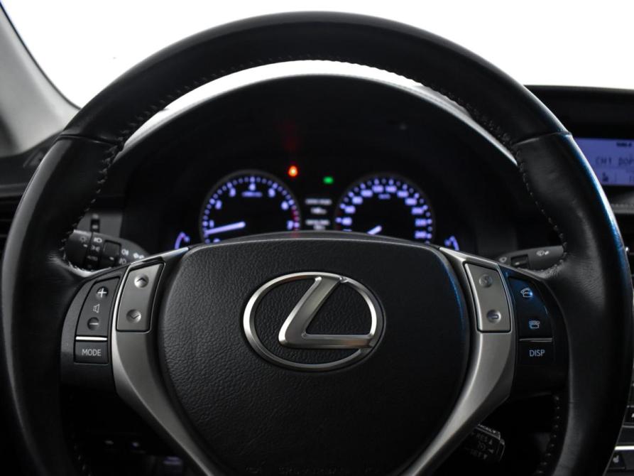 Lexus ES VI Санкт-Петербург  - изображение 16