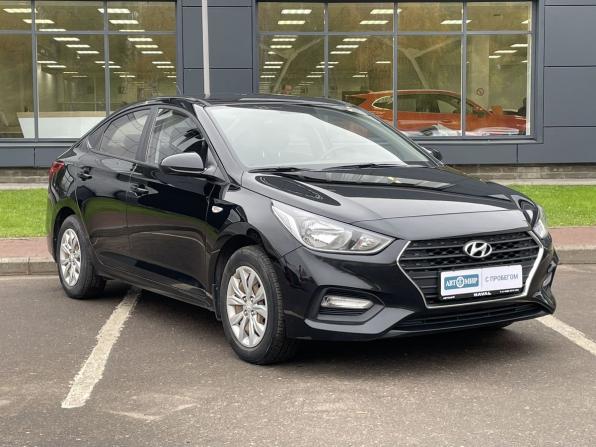 Hyundai Solaris II с пробегом 2018 года, цена 1 275 000 рублей, 125350 км, седан, Автокод Объявления