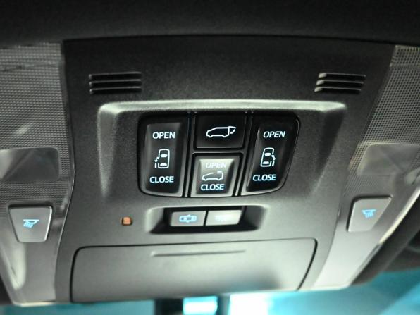 Toyota Alphard III с пробегом 2015 года, цена 3 570 000 рублей, 161799 км, минивэн, Автокод Объявления