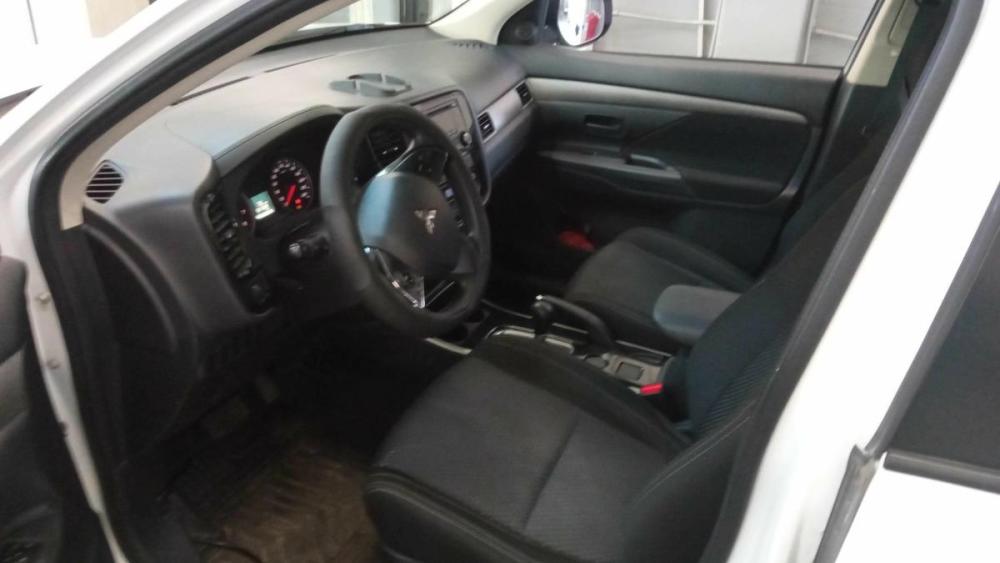 Mitsubishi Outlander III Рестайлинг 2 Санкт-Петербург  - изображение 6