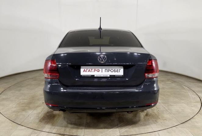 Volkswagen Polo V Рестайлинг с пробегом 2018 года, цена 750 000 рублей, 155800 км, седан, Автокод Объявления