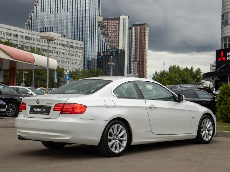 BMW 3 серии V (E90/E91/E92/E93) Рестайлинг Москва  - изображение 4