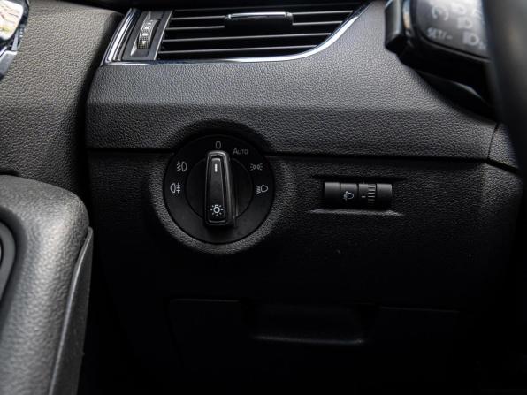 Skoda Octavia III (A7) с пробегом 2016 года, цена 1 350 000 рублей, 298372 км, универсал, Автокод Объявления