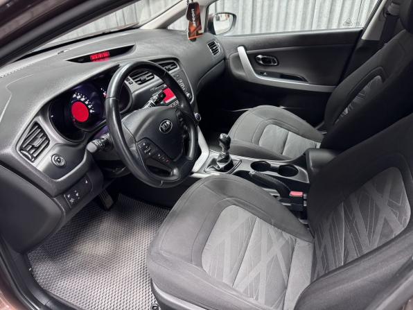 Kia Ceed II с пробегом 2014 года, цена 1 160 000 рублей, 134105 км, универсал, Автокод Объявления