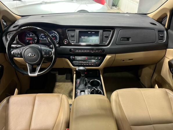 Kia Carnival III с пробегом 2019 года, цена 3 530 000 рублей, 92957 км, минивэн, Автокод Объявления