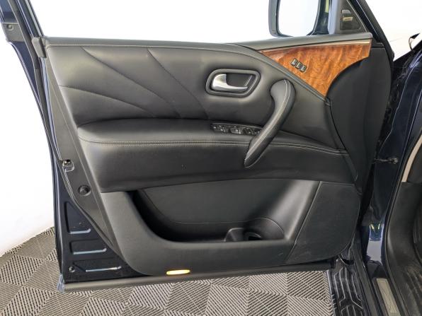 Infiniti QX80 I Рестайлинг с пробегом 2017 года, цена 4 000 000 рублей, 93436 км, внедорожник, Автокод Объявления