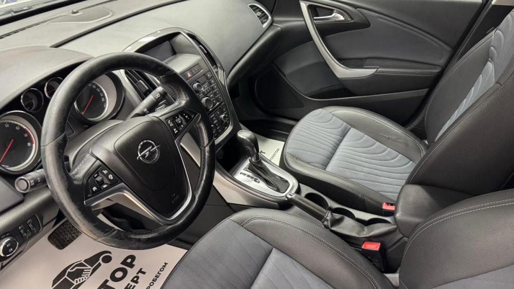 Opel Astra J Рестайлинг Киров  - изображение 8