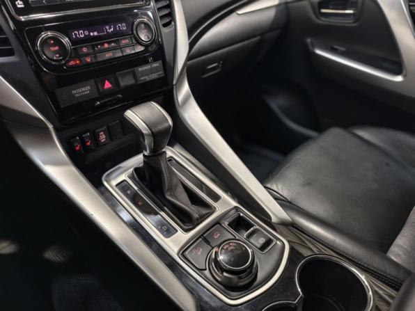 Mitsubishi Pajero Sport III с пробегом 2017 года, цена 2 875 000 рублей, 153771 км, внедорожник, Автокод Объявления
