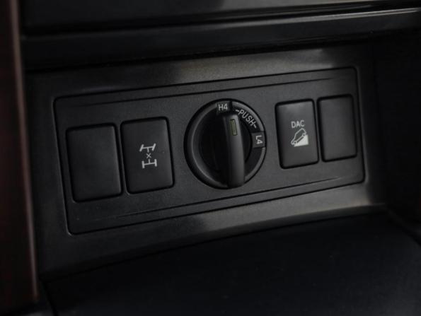 Toyota Land Cruiser Prado 150 Series Рестайлинг 1 с пробегом 2014 года, цена 3 399 000 рублей, 186949 км, внедорожник, Автокод Объявления