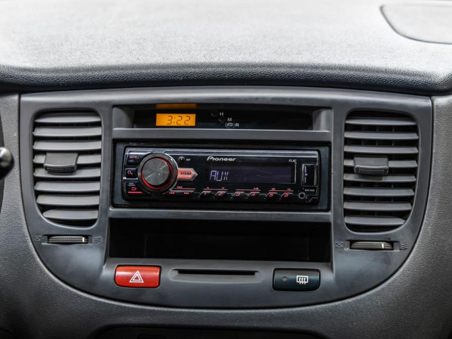 Kia Rio II Волгоград  - изображение 17