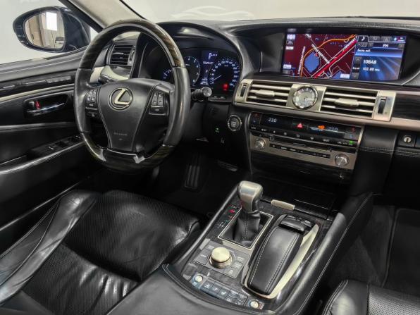 Lexus LS IV Рестайлинг 2 с пробегом 2014 года, цена 2 950 000 рублей, 160000 км, седан, Автокод Объявления