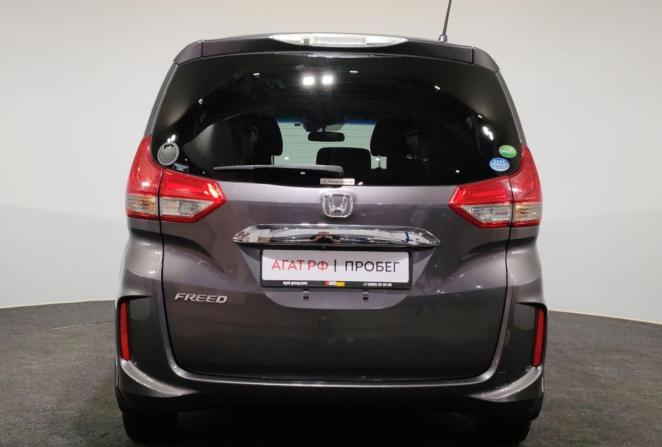 Honda Freed II с пробегом 2018 года, цена 1 780 000 рублей, 87806 км, компактвэн, Автокод Объявления