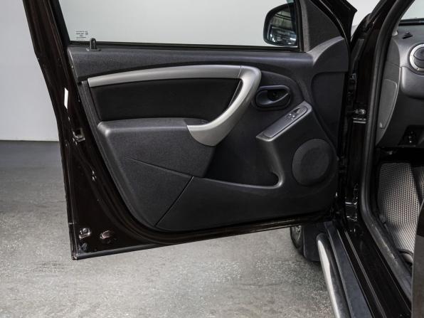 Renault Duster I с пробегом 2014 года, цена 887 000 рублей, 136375 км, внедорожник, Автокод Объявления
