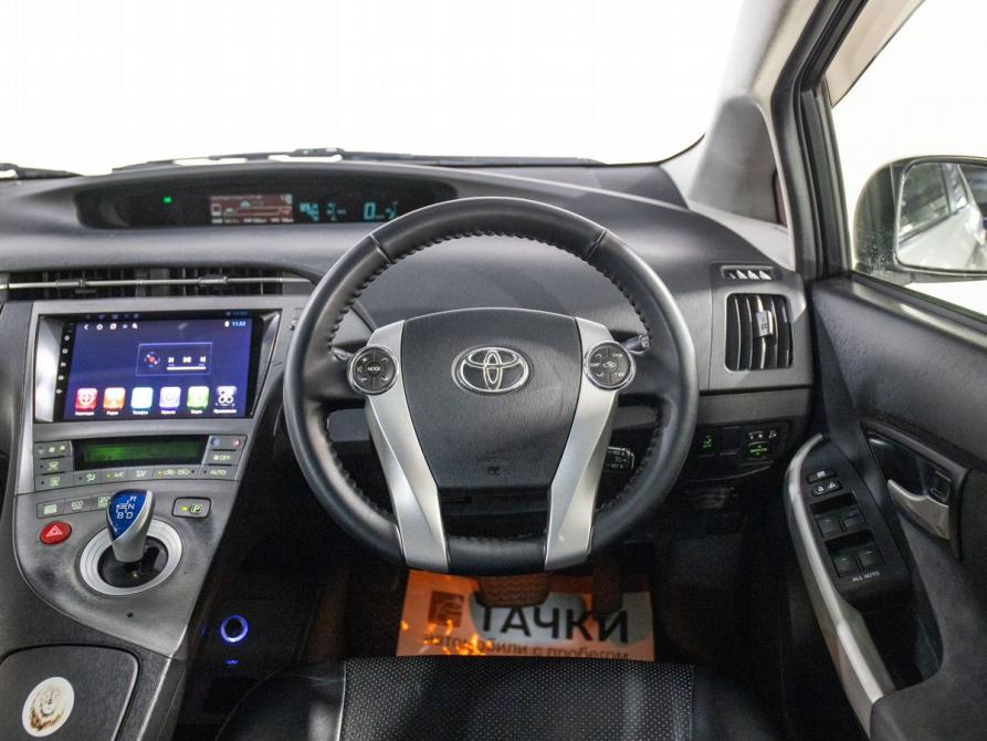 Toyota Prius III Рестайлинг (XW30) Иркутск  - изображение 9