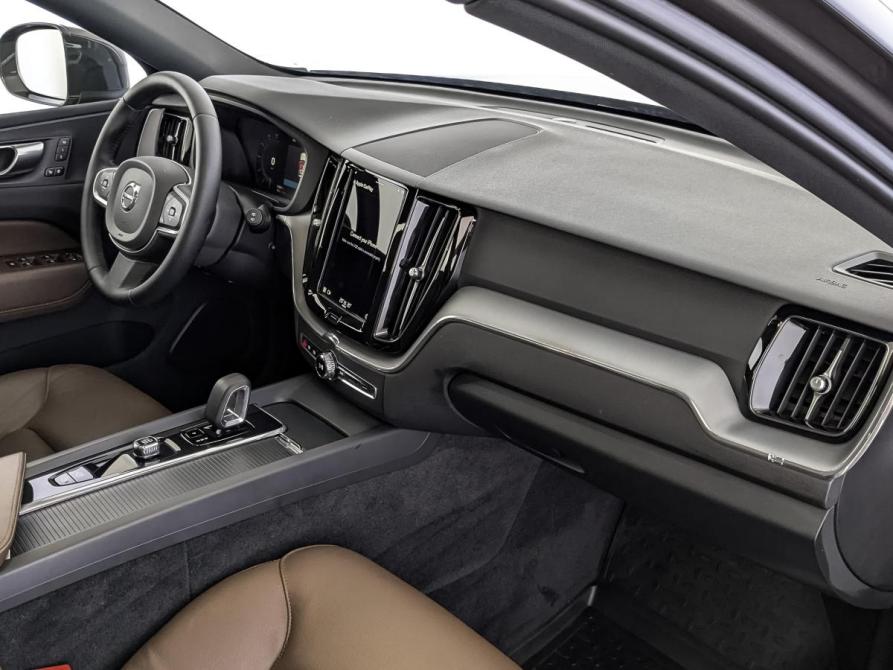 Volvo XC60 II Рестайлинг Москва  - изображение 13
