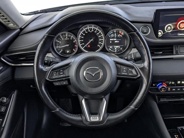 Mazda 6 III (GJ) Рестайлинг 2 с пробегом 2021 года, цена 2 640 000 рублей, 117700 км, седан, Автокод Объявления