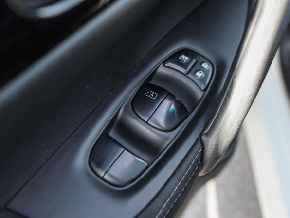Nissan Qashqai II с пробегом 2018 года, цена 1 799 000 рублей, 131670 км, внедорожник, Автокод Объявления