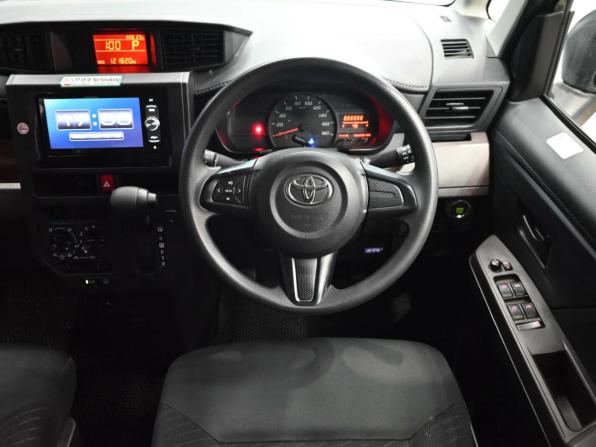 Toyota Tank I с пробегом 2018 года, цена 1 099 000 рублей, 121819 км, минивэн, Автокод Объявления