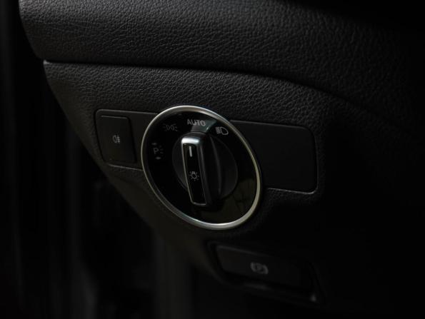 Mercedes-Benz GLA I (X156) Рестайлинг с пробегом 2017 года, цена 2 264 000 рублей, 130496 км, внедорожник, Автокод Объявления