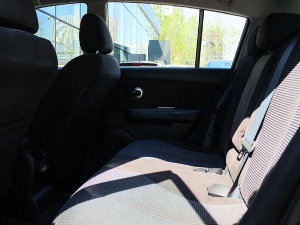 Nissan Tiida I Рестайлинг с пробегом 2010 года, цена 740 000 рублей, 118956 км, хэтчбек, Автокод Объявления