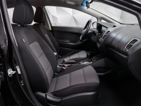 Kia Forte II Рестайлинг с пробегом 2016 года, цена 1 350 000 рублей, 135000 км, седан, Автокод Объявления