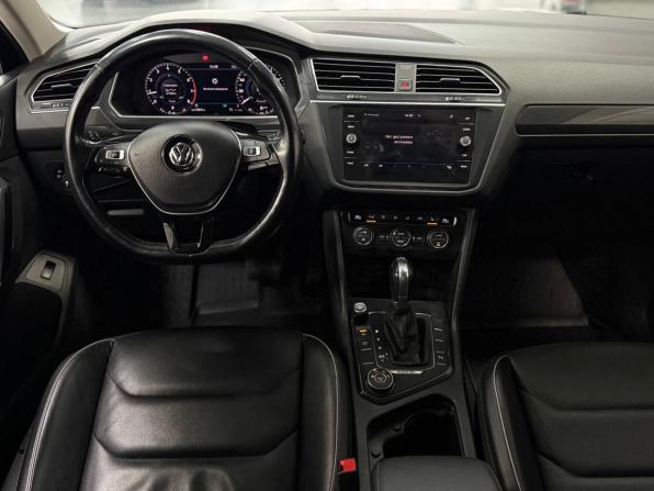 Volkswagen Tiguan II с пробегом 2018 года, цена 2 950 000 рублей, 97000 км, внедорожник, Автокод Объявления