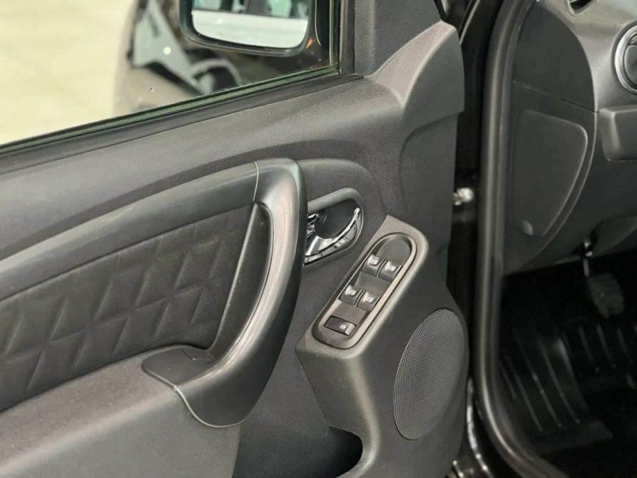 Renault Duster I Рестайлинг Екатеринбург  - изображение 24