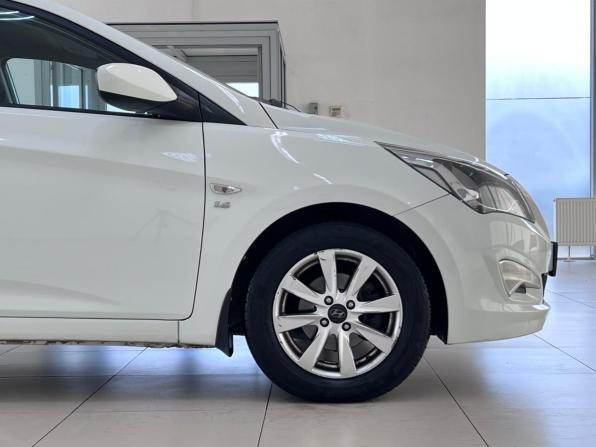 Hyundai Solaris I Рестайлинг с пробегом 2015 года, цена 1 090 000 рублей, 97970 км, хэтчбек, Автокод Объявления