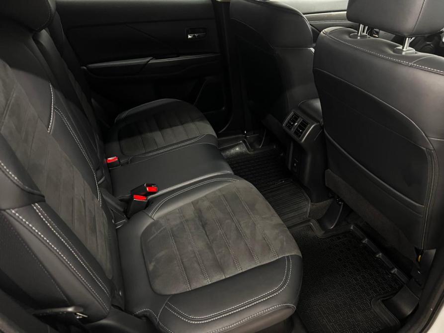 Mitsubishi Outlander III Рестайлинг 3 Санкт-Петербург  - изображение 12
