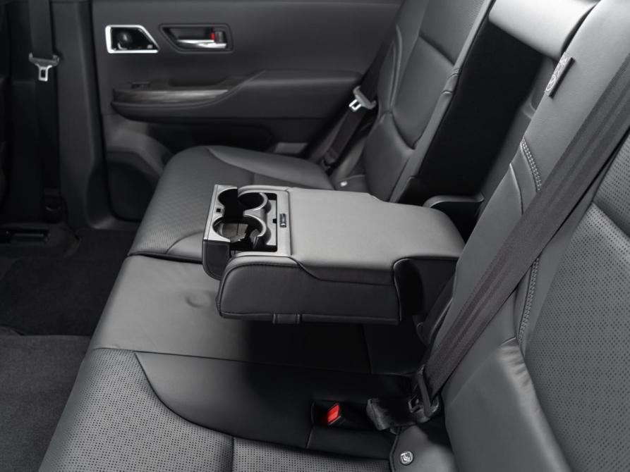 Toyota Land Cruiser 300 Series Москва  - изображение 29
