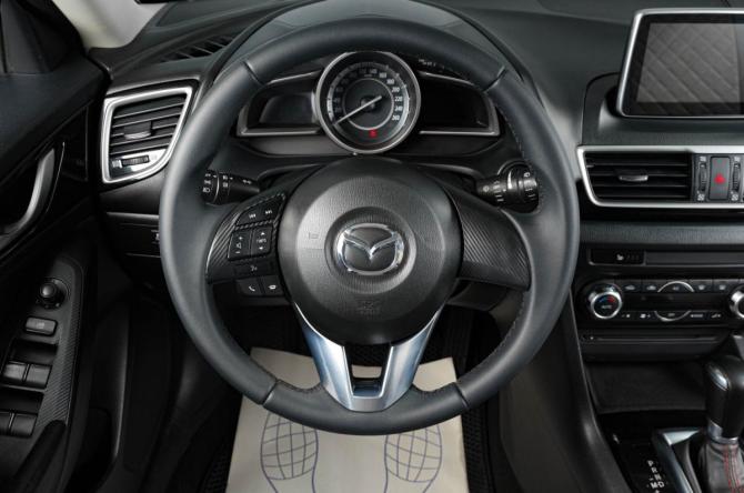 Mazda 3 III (BM) с пробегом 2014 года, цена 1 429 000 рублей, 183000 км, хэтчбек, Автокод Объявления
