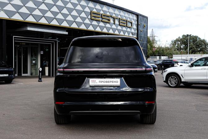 Li Auto (Lixiang) L9 I с пробегом 2024 года, цена 7 000 000 рублей, 35411 км, внедорожник, Автокод Объявления