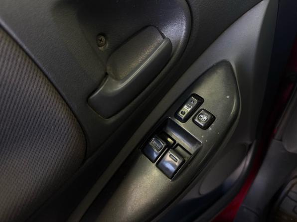 Toyota Yaris I с пробегом 2002 года, цена 339 000 рублей, 295075 км, хэтчбек, Автокод Объявления