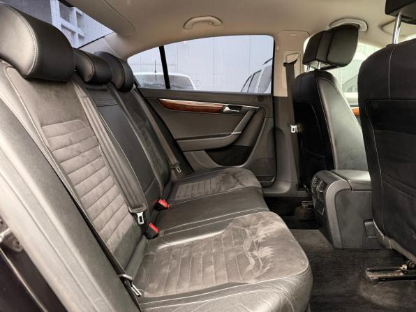 Volkswagen Passat B7 с пробегом 2012 года, цена 875 000 рублей, 259404 км, седан, Автокод Объявления