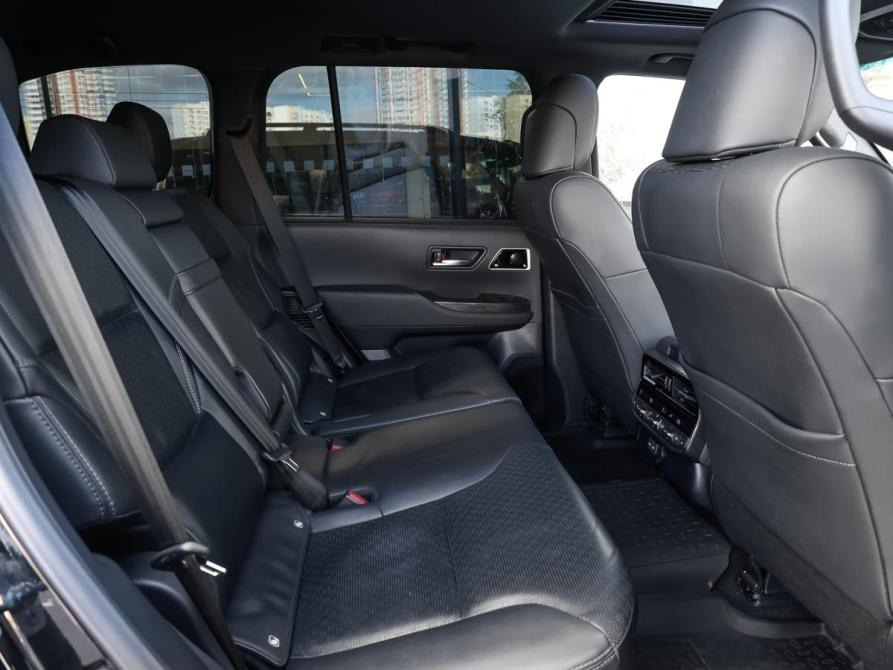 Toyota Land Cruiser 300 Series Москва  - изображение 12