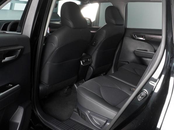 Toyota Highlander IV (XU70) с пробегом 2026 года, цена 5 730 000 рублей, 99 км, внедорожник, Автокод Объявления