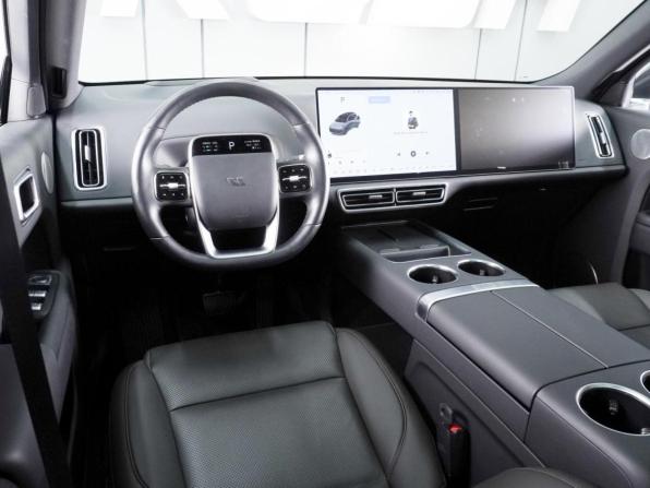 Li Auto (Lixiang) L9 I с пробегом 2023 года, цена 6 599 000 рублей, 58206 км, внедорожник, Автокод Объявления
