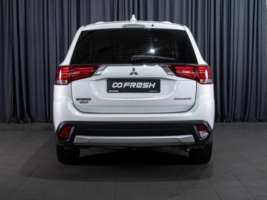 Mitsubishi Outlander III Рестайлинг 2 Волгоград  - изображение 4
