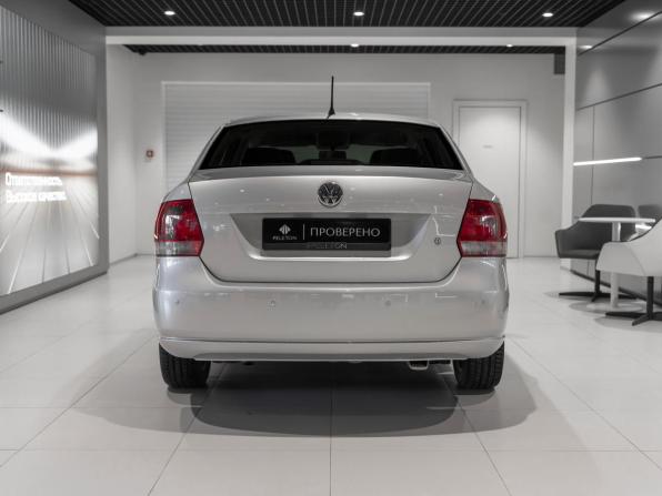 Volkswagen Polo V с пробегом 2013 года, цена 840 000 рублей, 132122 км, седан, Автокод Объявления