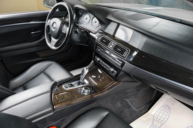 BMW 5 серии VI (F10/F11/F07) с пробегом 2010 года, цена 1 879 000 рублей, 149300 км, седан, Автокод Объявления