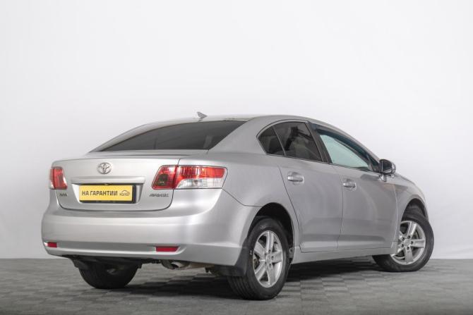 Toyota Avensis III с пробегом 2009 года, цена 929 000 рублей, 242000 км, седан, Автокод Объявления