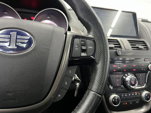 FAW Besturn X80 I Рестайлинг с пробегом 2018 года, цена 1 020 000 рублей, 135890 км, внедорожник, Автокод Объявления