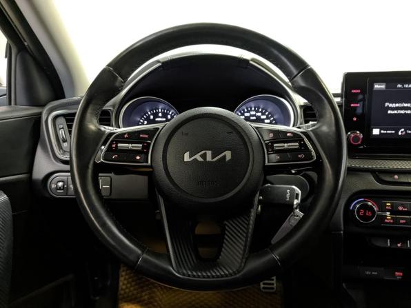 Kia Ceed III Рестайлинг с пробегом 2022 года, цена 2 305 000 рублей, 86279 км, универсал, Автокод Объявления