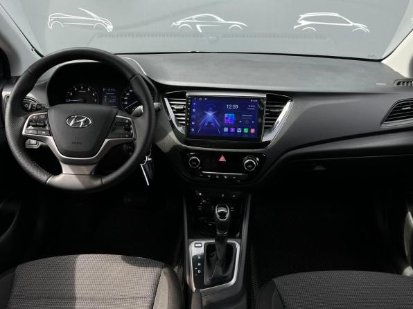 Hyundai Solaris II с пробегом 2017 года, цена 1 167 300 рублей, 137052 км, седан, Автокод Объявления