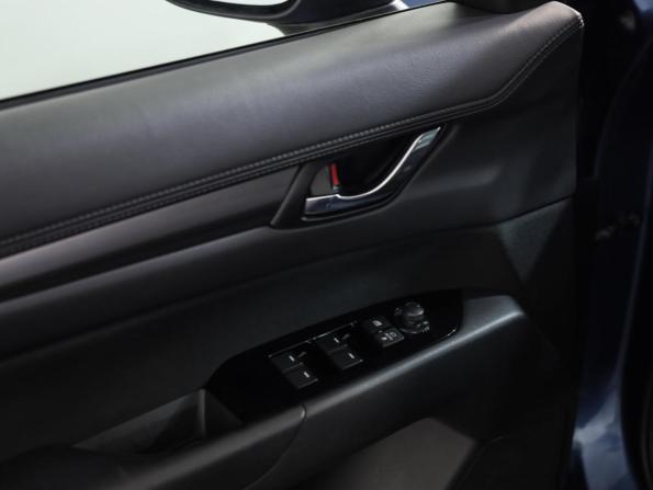 Mazda CX-5 II с пробегом 2018 года, цена 2 419 000 рублей, 84122 км, внедорожник, Автокод Объявления