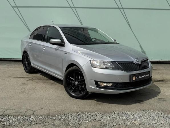 Skoda Rapid I Рестайлинг с пробегом 2019 года, цена 1 499 000 рублей, 43000 км, лифтбек, Автокод Объявления