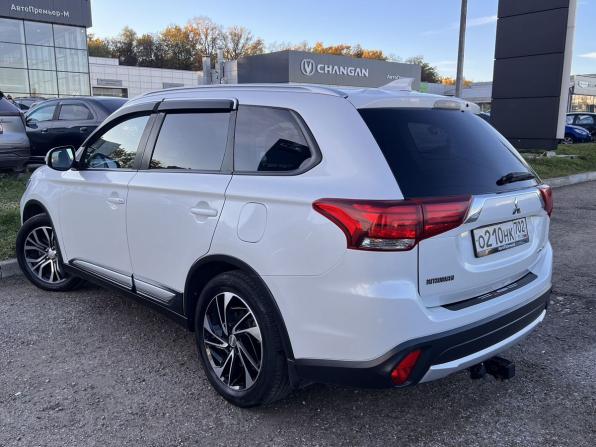 Mitsubishi Outlander III Рестайлинг 2 с пробегом 2018 года, цена 1 690 000 рублей, 141225 км, внедорожник, Автокод Объявления