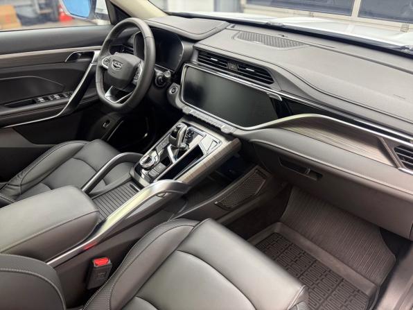 Geely Atlas Pro с пробегом 2023 года, цена 2 140 000 рублей, 37000 км, внедорожник, Автокод Объявления