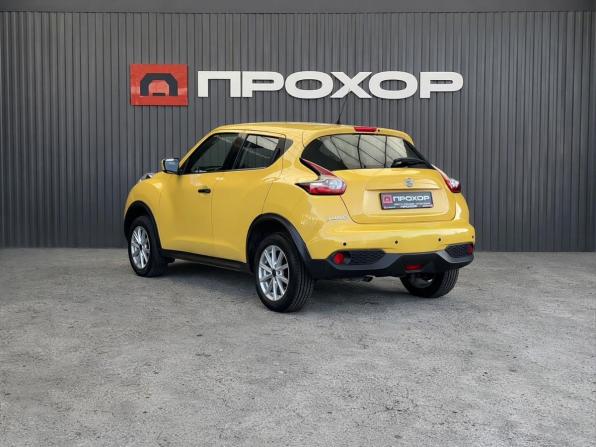 Nissan Juke I Рестайлинг с пробегом 2015 года, цена 1 297 000 рублей, 55577 км, внедорожник, Автокод Объявления