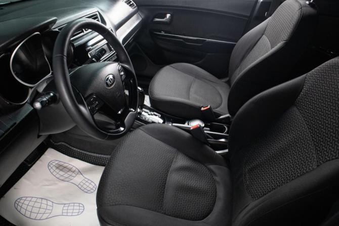 Kia Rio III Рестайлинг с пробегом 2016 года, цена 999 000 рублей, 165000 км, седан, Автокод Объявления